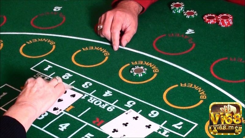 Mục tiêu trong baccarat là người chơi là đặt cược vào bên nào sẽ có tổng điểm gần với 9 nhất