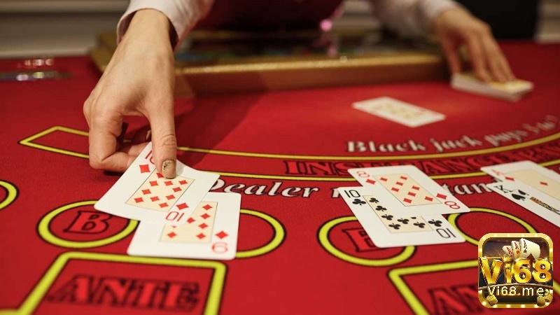 Một trong những điểm phức tạp nhất trong luật bài baccarat và blackjack chính là quy tắc rút lá bài thứ ba