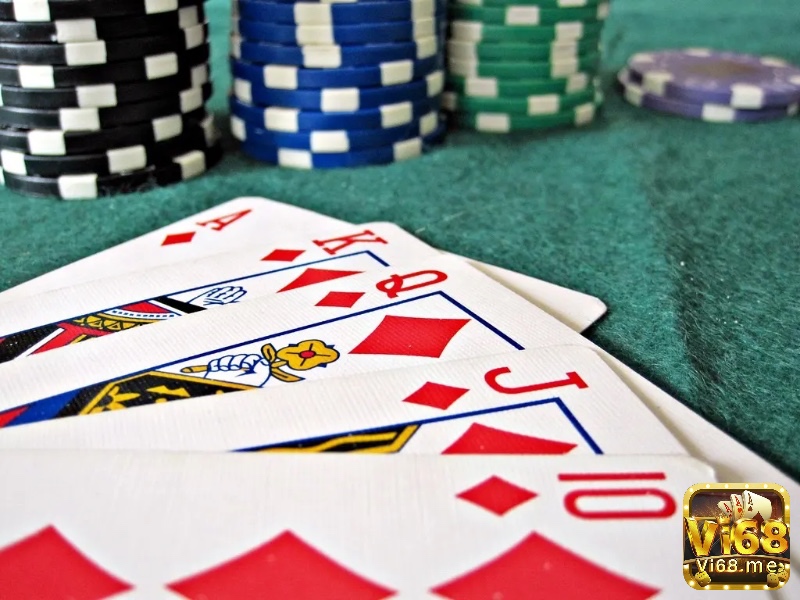 Bộ luật poker quốc tế ra đời năm 1984, đánh dấu bước ngoặt chuẩn hóa luật chơi toàn cầu