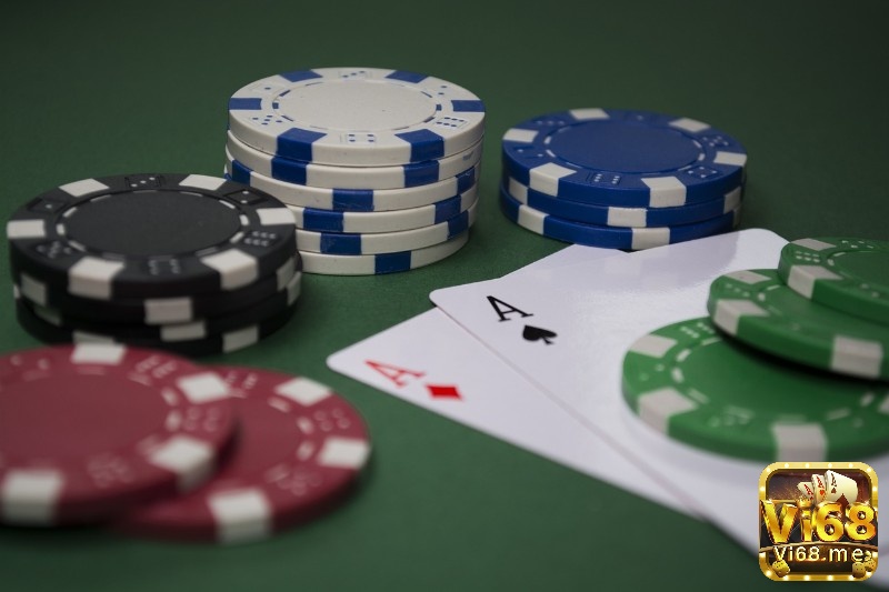 Game đánh bài xì dách khác biệt so với các game bài khác ở nhiều khía cạnh quan trọng.=