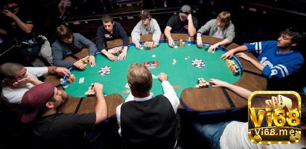 Real poker phiên bản chơi poker đích thực, tuân theo các quy tắc và luật chơi quốc tế